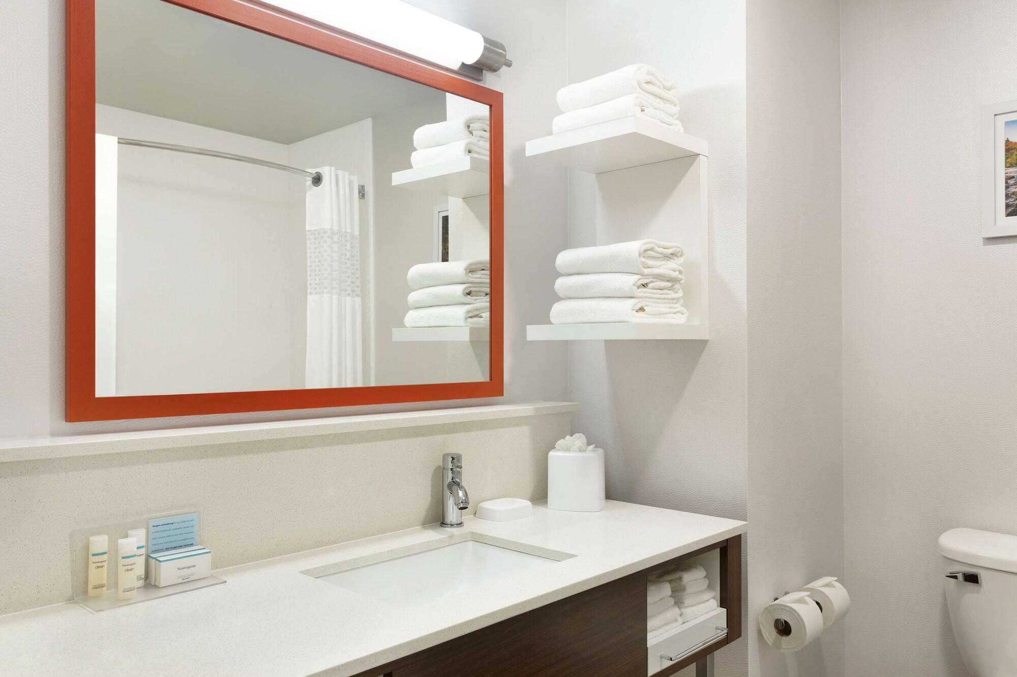 Hampton Inn Довер Екстер'єр фото
