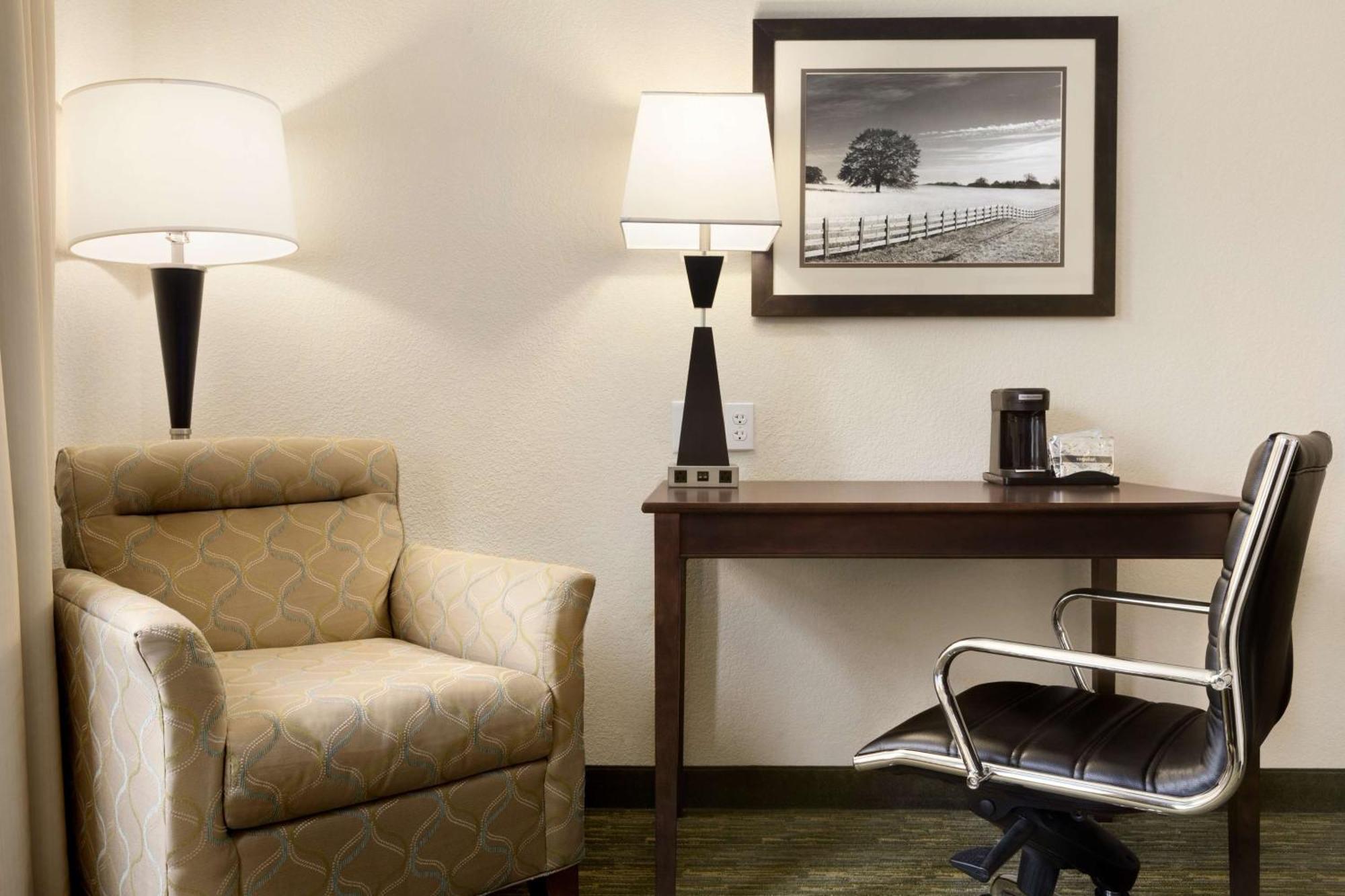 Hampton Inn Довер Екстер'єр фото