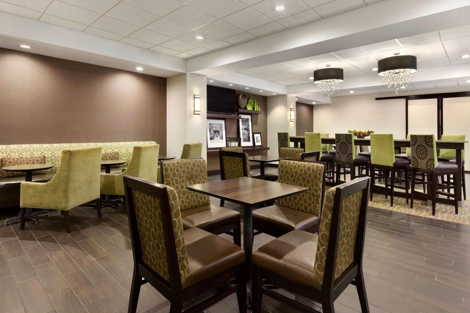 Hampton Inn Довер Екстер'єр фото