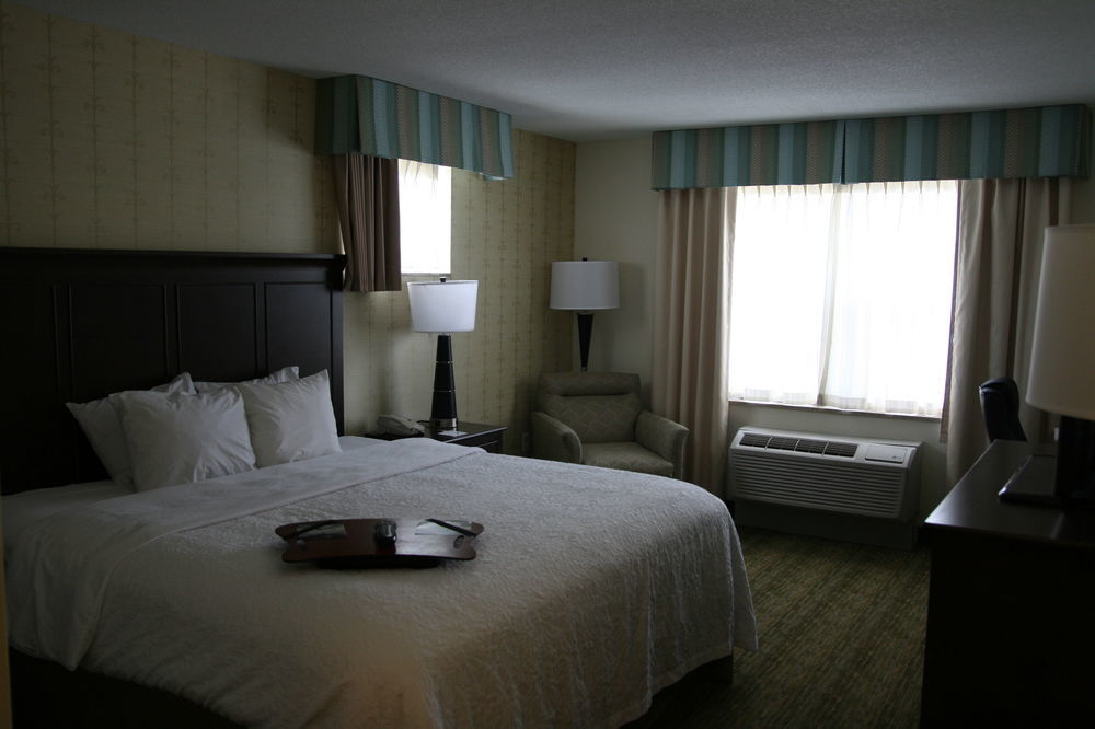 Hampton Inn Довер Екстер'єр фото