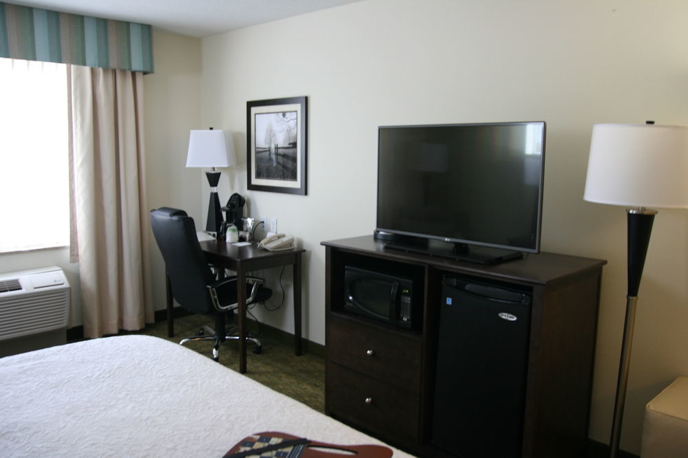 Hampton Inn Довер Екстер'єр фото